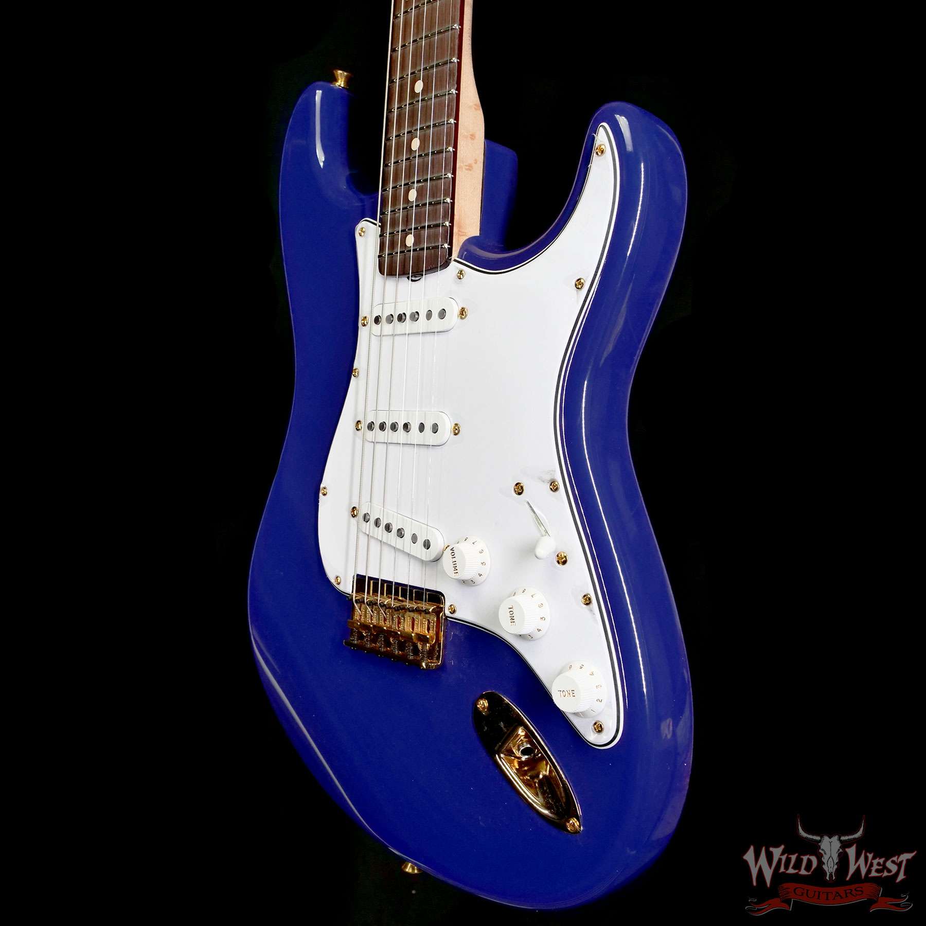 fender-r134721-br__wwg.jpg Fender Custom Shop Robert Cray Signature Stratocaster Hardtail AA Birdseye Maple Neck NOS Violet 7.45 LBS - Image 2