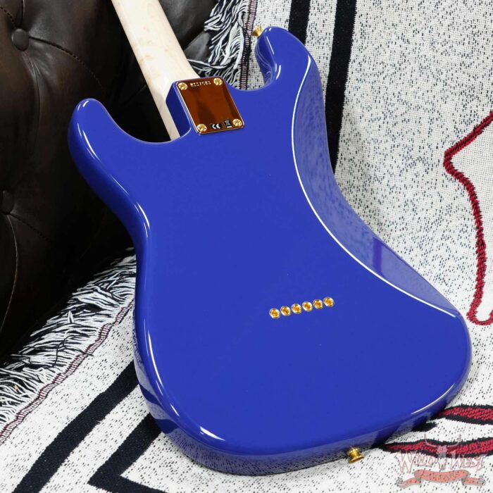 Fender Custom Shop Robert Cray Signature Stratocaster AA Birdseye Maple Neck Hardtail NOS Violet 7.50 LBS - Image 10