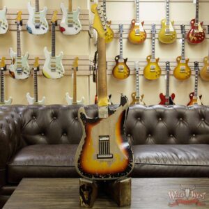 Fender Custom Shop Limited Edition John Cruz Masterbuilt Stevie Ray Vaughan Stratocaster Aged 3 Tone Sunburst - Image 11