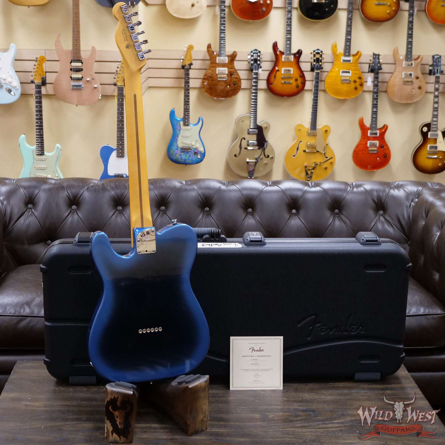 fender-us210034067-d4__wwg.jpg Fender American Professional II Telecaster Rosewood Fingerboard Dark Night - Image 9