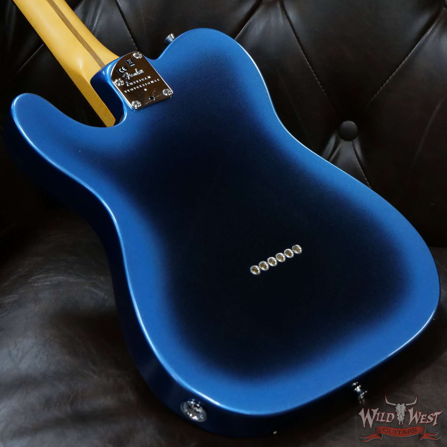 fender-us210034067-d6__wwg.jpg Fender American Professional II Telecaster Rosewood Fingerboard Dark Night - Image 11
