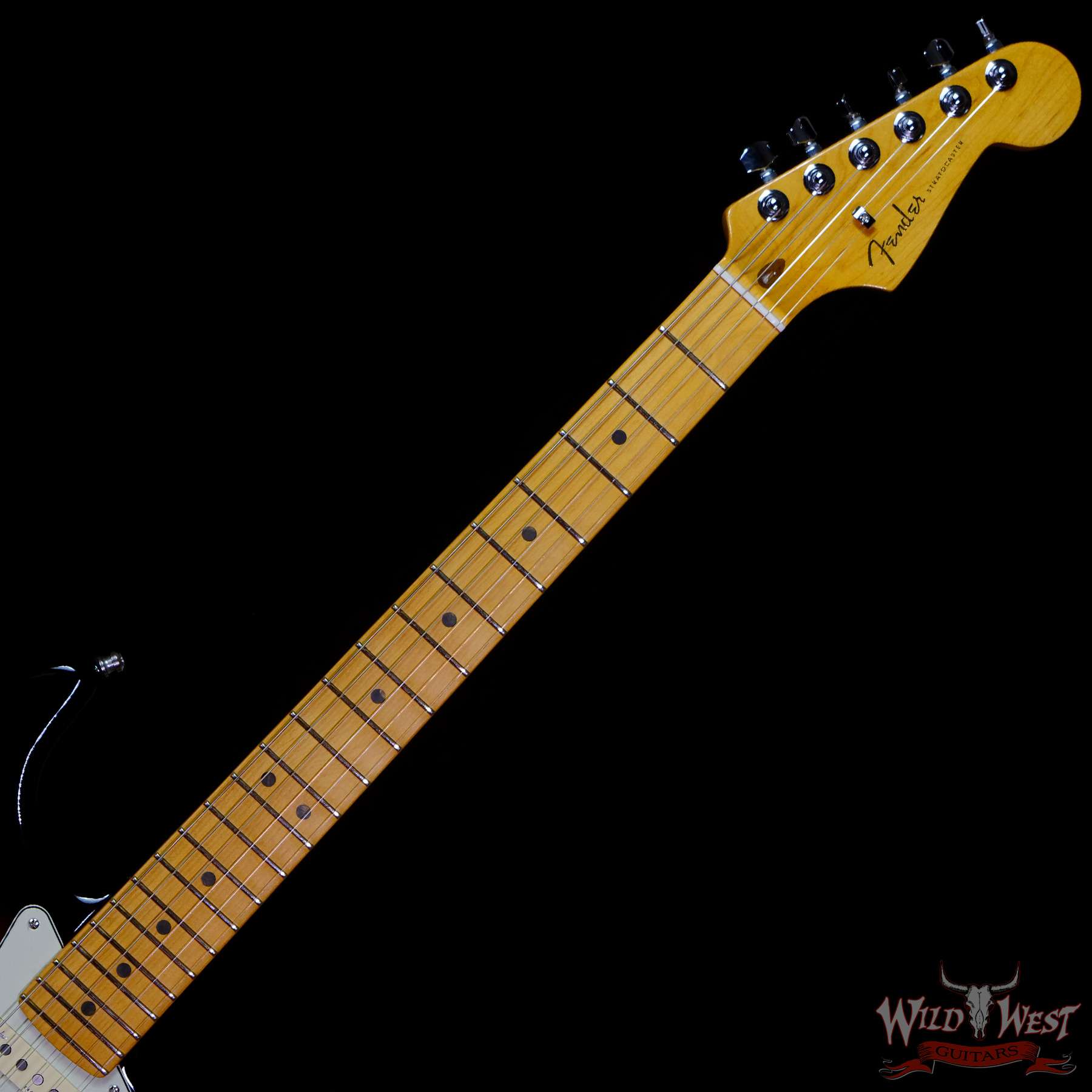 fender-us210062797-c2__wwg.jpg Fender American Ultra Stratocaster SSS Maple Fingerboard with S-1 Switch Ultraburst - Image 4