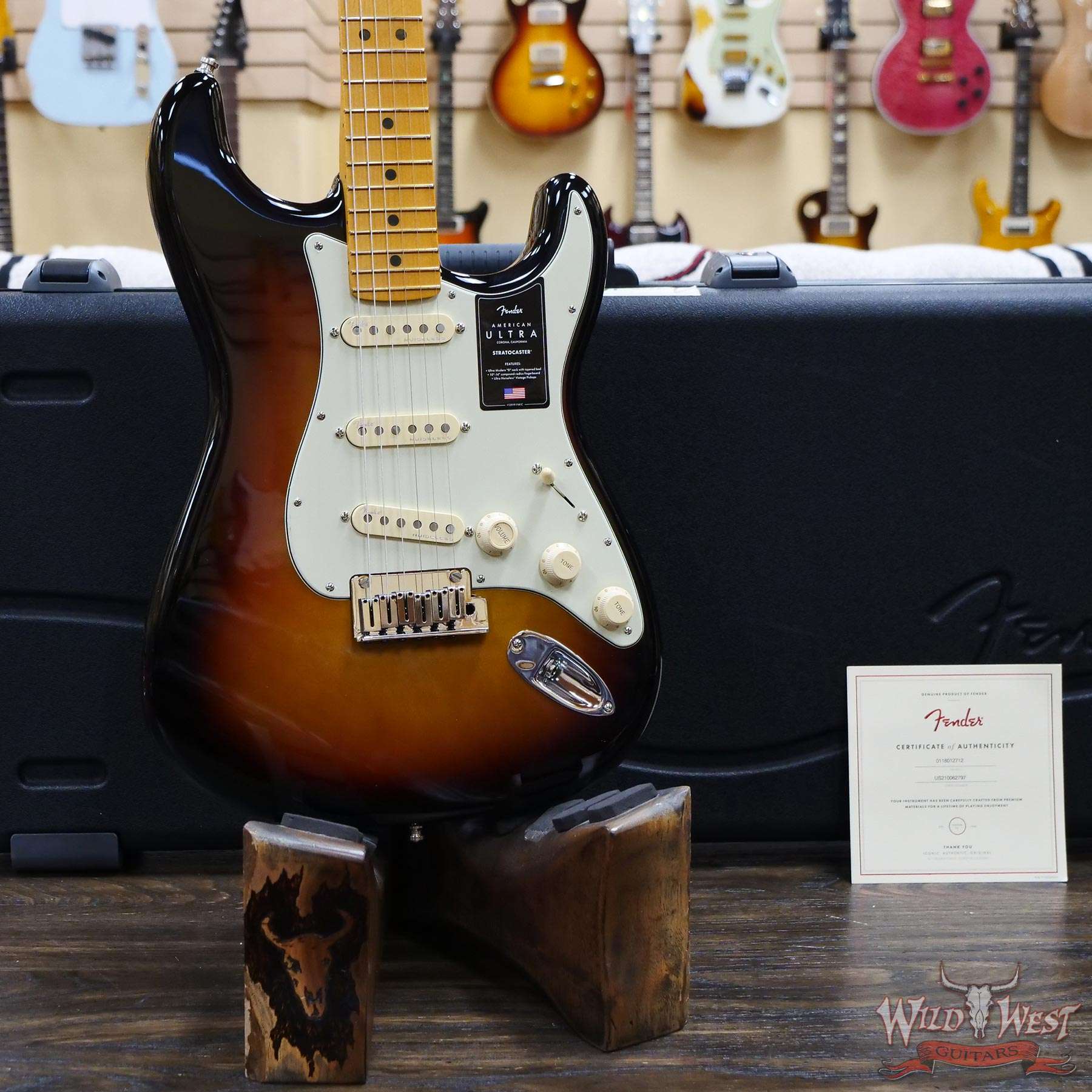 fender-us210062797-d3__wwg.jpg Fender American Ultra Stratocaster SSS Maple Fingerboard with S-1 Switch Ultraburst - Image 8