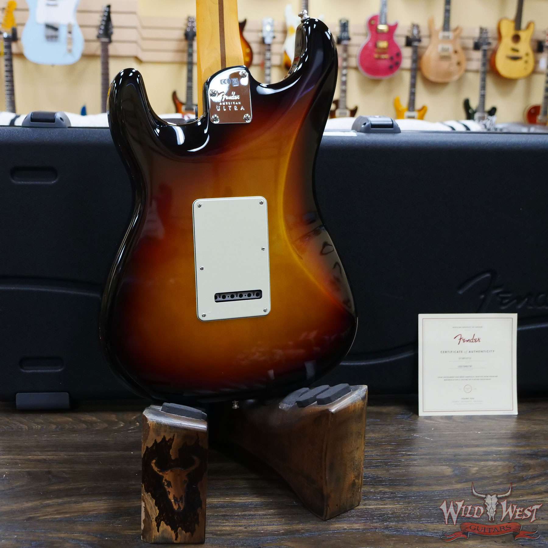 fender-us210062797-d6__wwg.jpg Fender American Ultra Stratocaster SSS Maple Fingerboard with S-1 Switch Ultraburst - Image 11