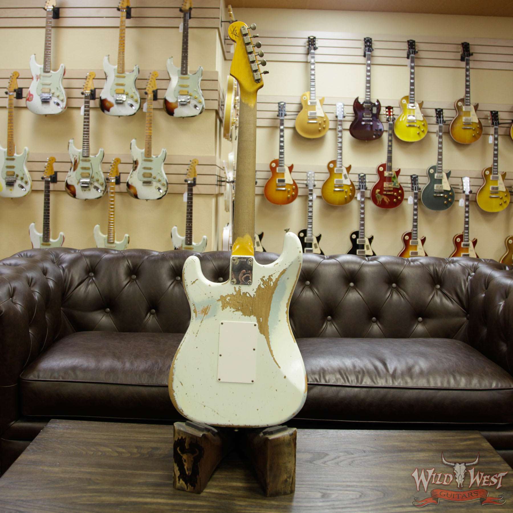 fender-whitelightning-d4__wwg-1.jpg Fender Custom Shop White Lightning Stratocaster Floyd Rose HSS 21 Frets Rosewood Board Sonic Blue - Image 14