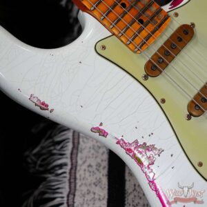Fender Custom Shop Wild West White Lightning Stratocaster HSS Floyd Rose Maple Board 22 Frets Heavy Relic Pink Paisley 7.90 LBS - Image 9
