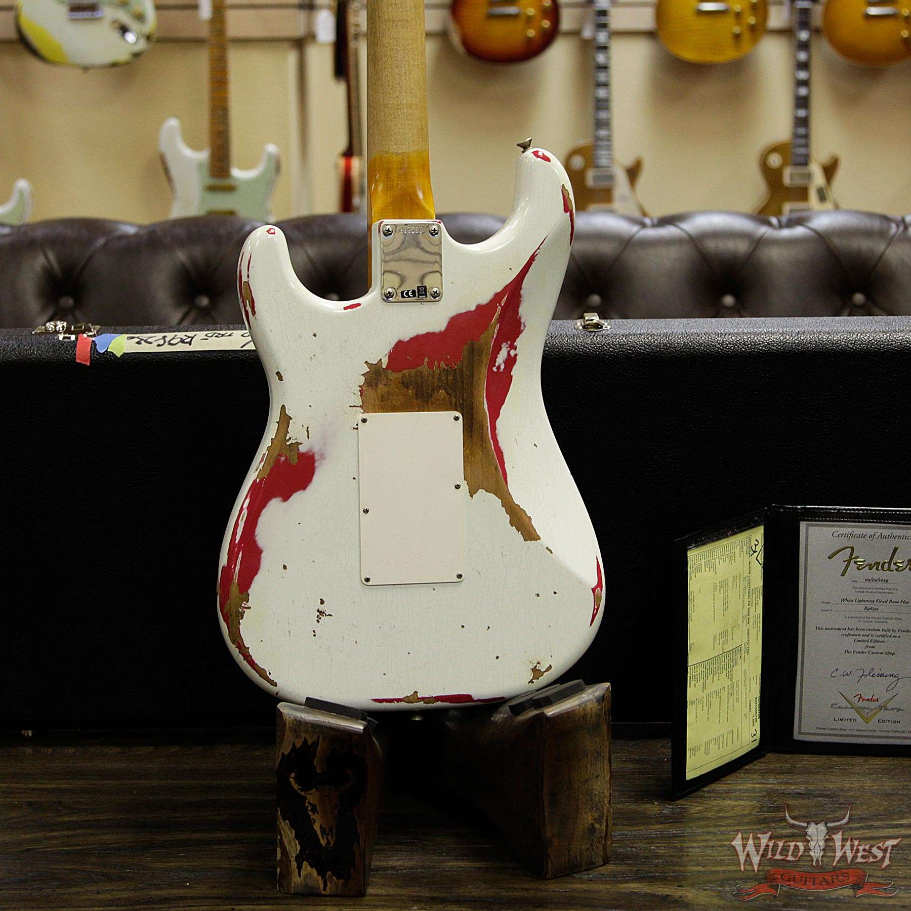 fender-wl-fr-hss-rw-owtfdfrd-r98230-d3__wwg.jpg Fender Custom Shop White Lightning HSS Floyd Rose Stratocaster Rosewood Fretboard 21 Frets Torino Red - Image 14