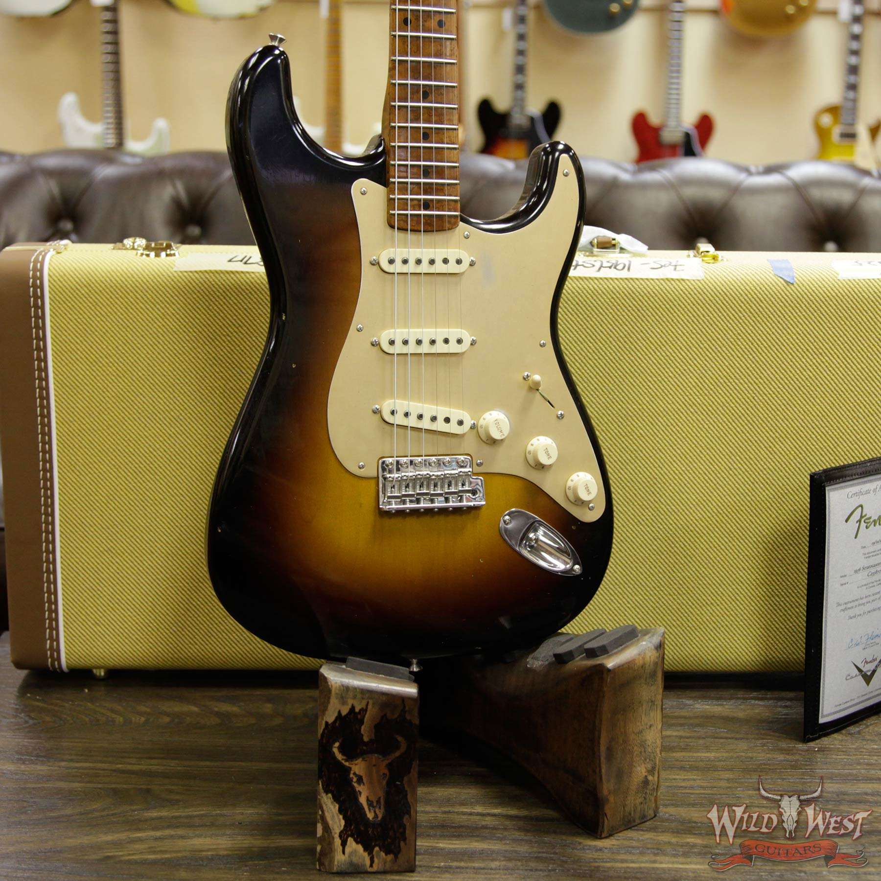 fendercs-1956rststrat-2ts-cz538717-d2__wwg.jpg Fender Custom Shop 1956 Stratocaster Relic Roasted Birdeye Maple Neck 2 Tone Sunburst - Image 12