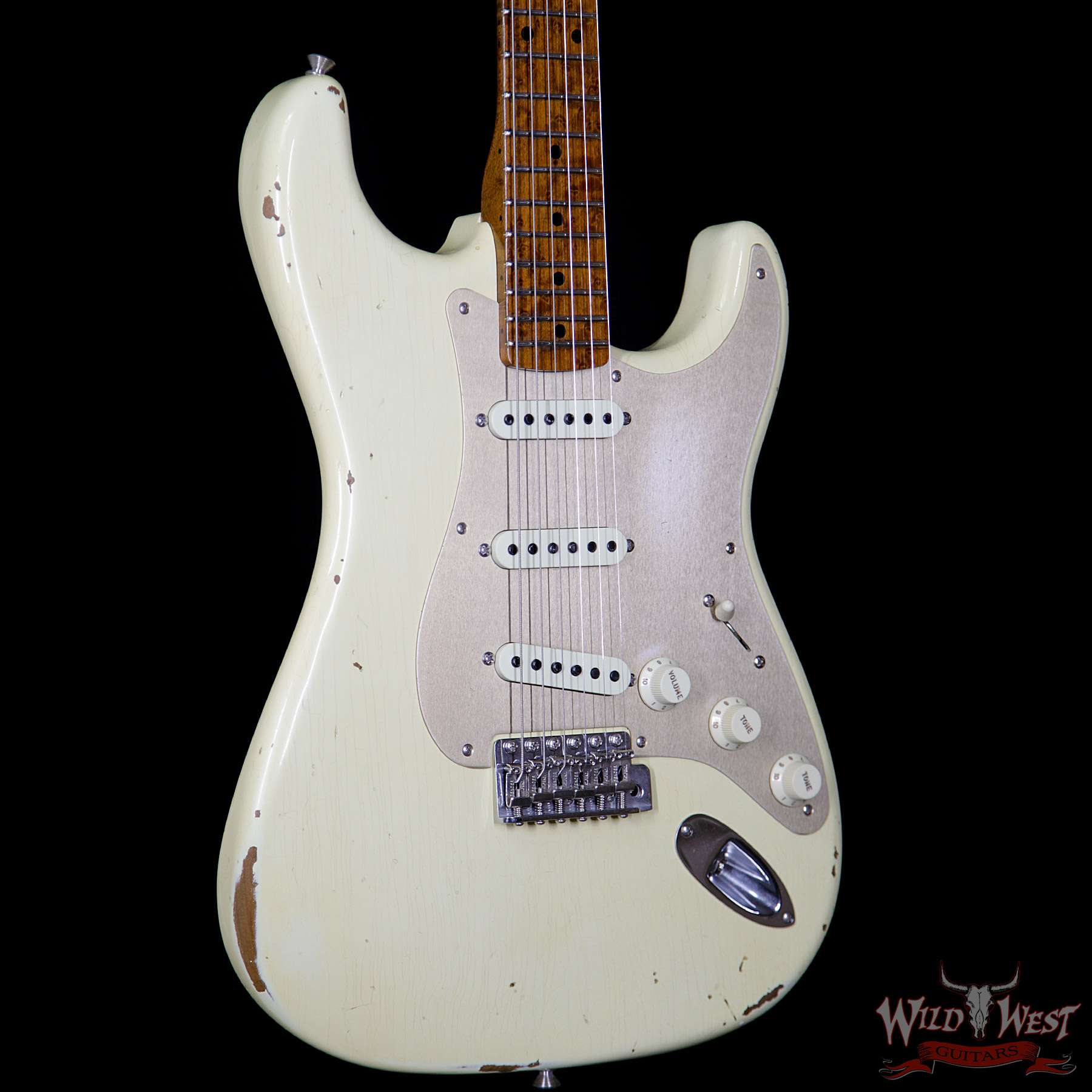fendercs-1956rststratocaster-avw-cz532800-bl__wwg.jpg NAMM Fender Custom Shop 30th Anniversary LTD 1956 Roasted Stratocaster Relic Aged Vintage White - Image 4