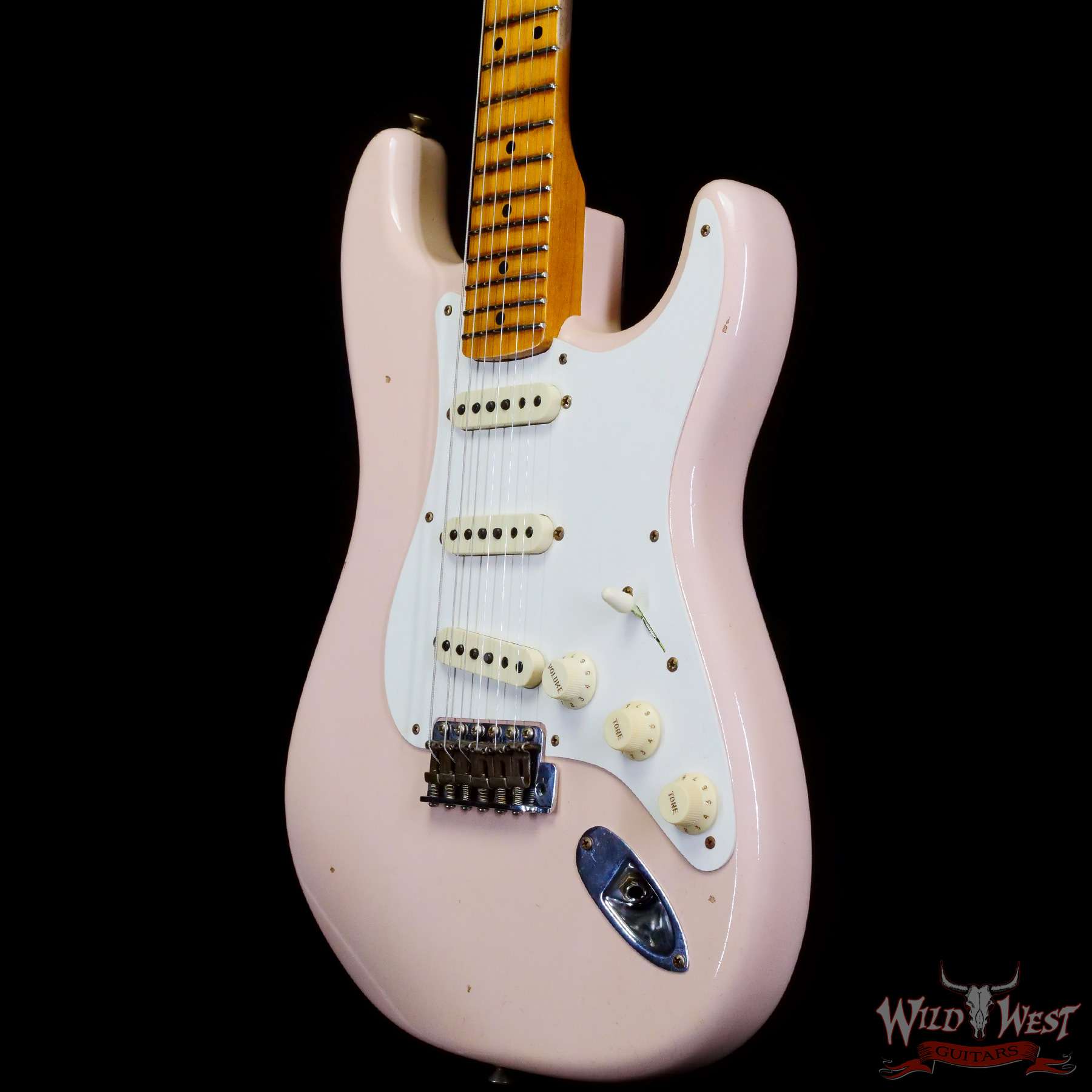fendercs-1956strat-cz567055-br__wwg.jpg Fender Custom Shop 1956 Stratocaster Hand-Wound Master Design Bone Tone Pickups Journeyman Relic Super Faded Aged Shell Pink - Image 2