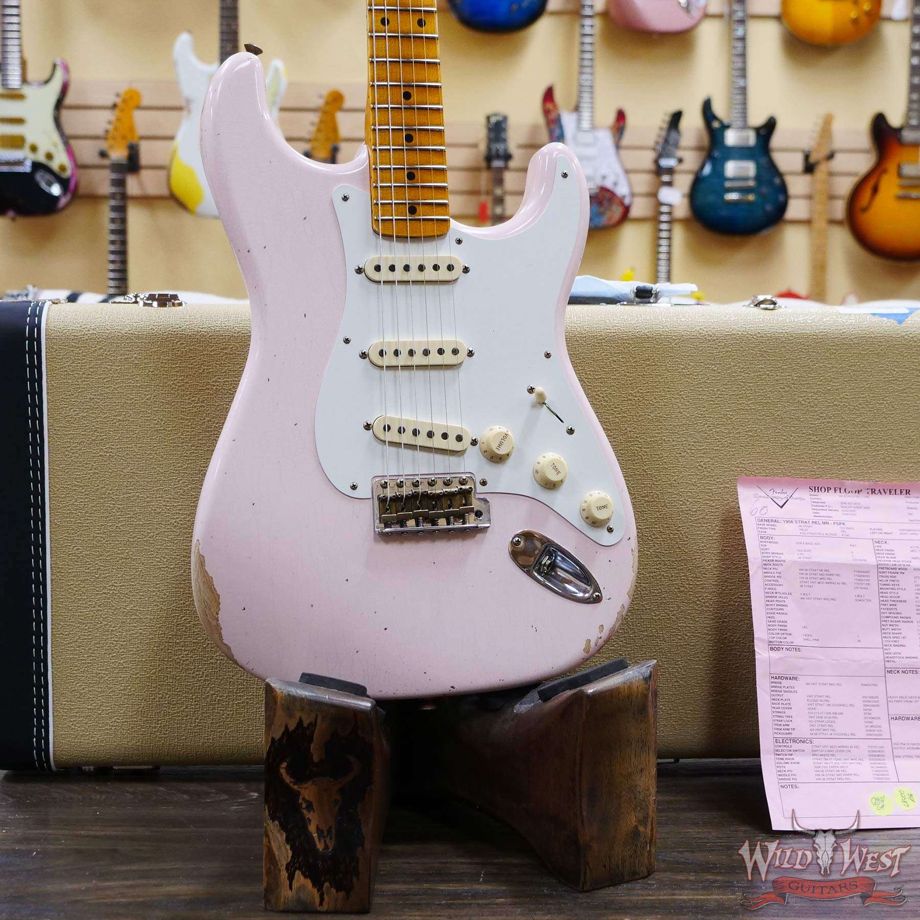 fendercs-1956strat-cz569332-d3__wwg.jpg Fender Custom Shop 1956 Stratocaster Hand-Wound Pickups Relic Faded Shell Pink - Image 8