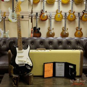 Fender Custom Shop 1957 Stratocaster Heavy Relic Maple Neck Black - Image 12