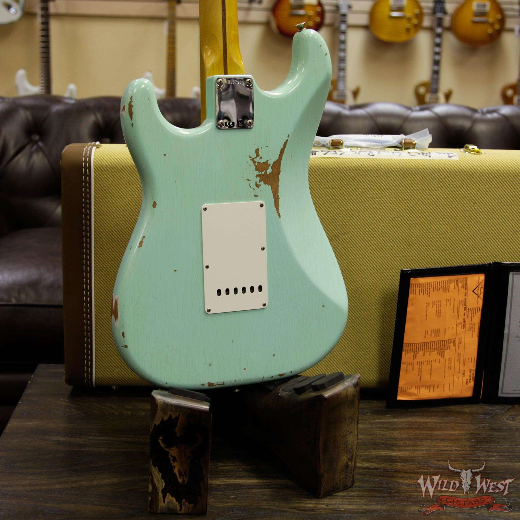 fendercs-1957strathr-sfg-r95726-d4__wwg.jpg Fender Custom Shop 1957 Stratocaster Relic Maple Neck Surf Green - Image 14