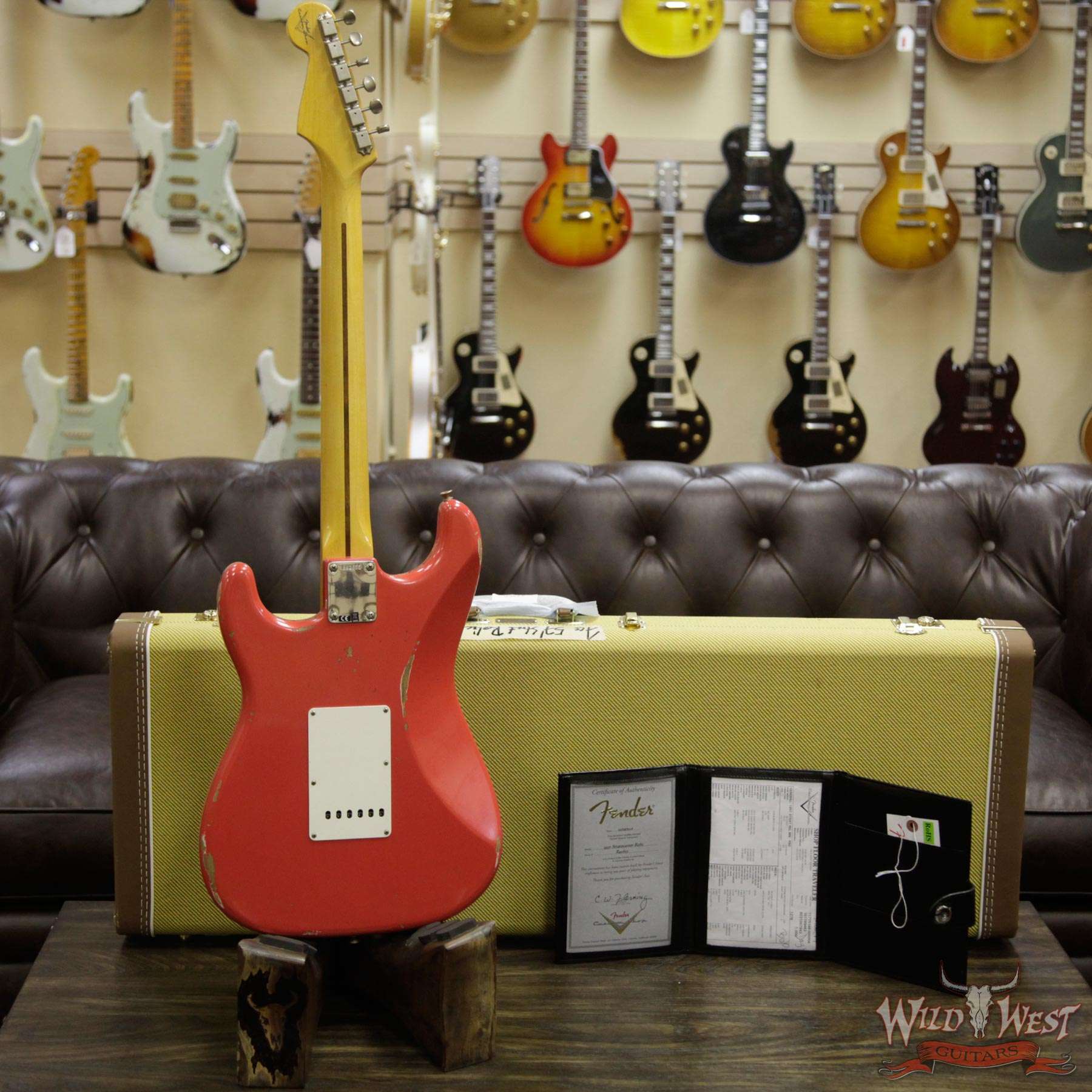 fendercs-1957stratrelic-frd-r92655-d3__wwg.jpg 2018 Fender Custom Shop 1957 Stratocaster Relic Maple Neck Fiesta Red - Image 5