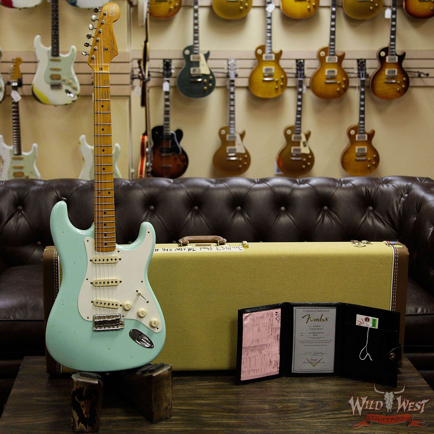 fendercs-1957stratrelic-sfg-r95701-d1__wwg.jpg Fender Custom Shop 1957 Stratocaster Relic Maple Neck Surf Green - Image 11