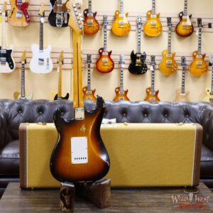 Fender Custom Shop 1957 Stratocaster Relic Ash Body Quartersawn Maple Neck 2 Tone Sunburst - Image 9