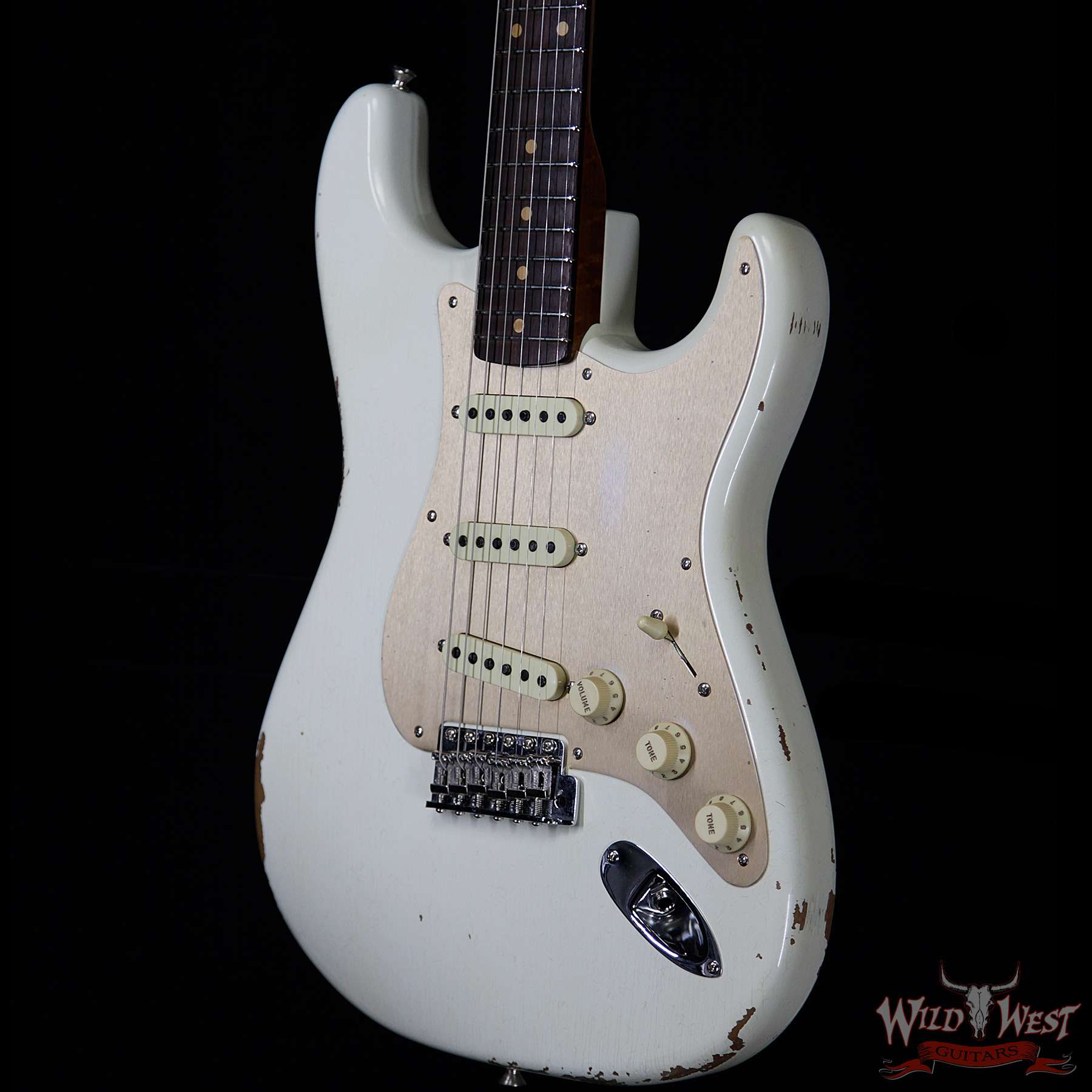 fendercs-1960rststrat-aow-cz5394711-br__wwg.jpg Fender Custom Shop Roasted 1960 Stratocaster Relic 3A Birdseye Maple Neck 3A Rosewood Board Aged Olympic White - Image 2