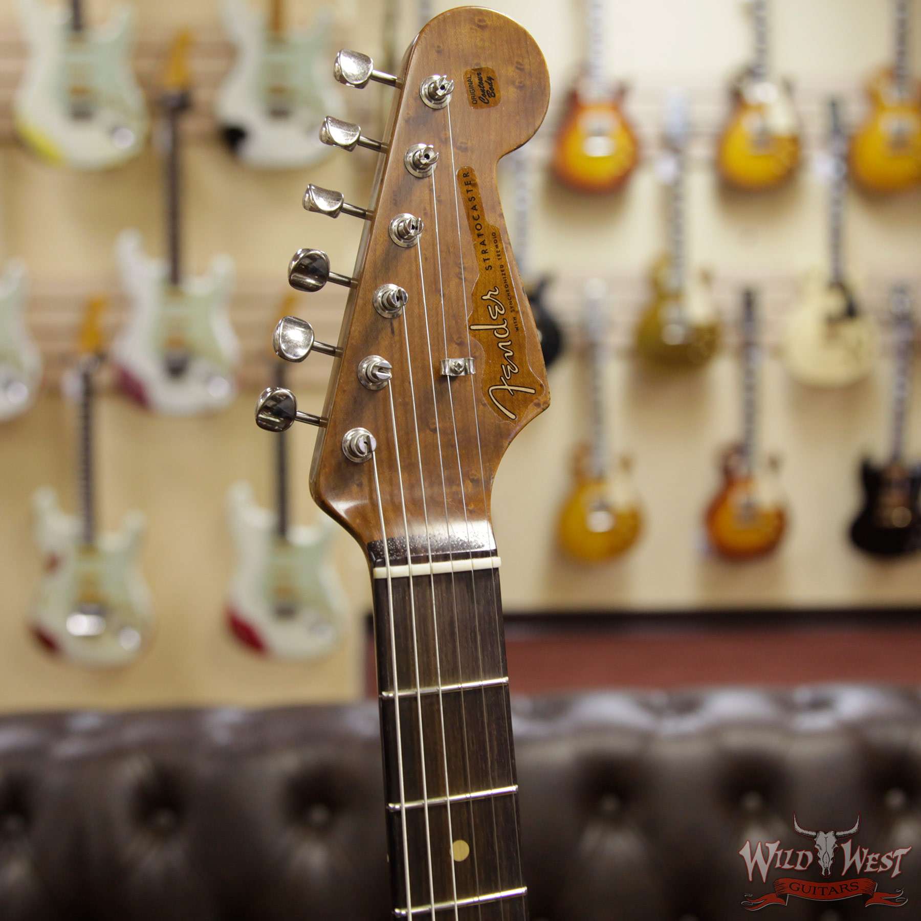 fendercs-1960rststrat-aow-cz5394711-hf__wwg.jpg Fender Custom Shop Roasted 1960 Stratocaster Relic 3A Birdseye Maple Neck 3A Rosewood Board Aged Olympic White - Image 5
