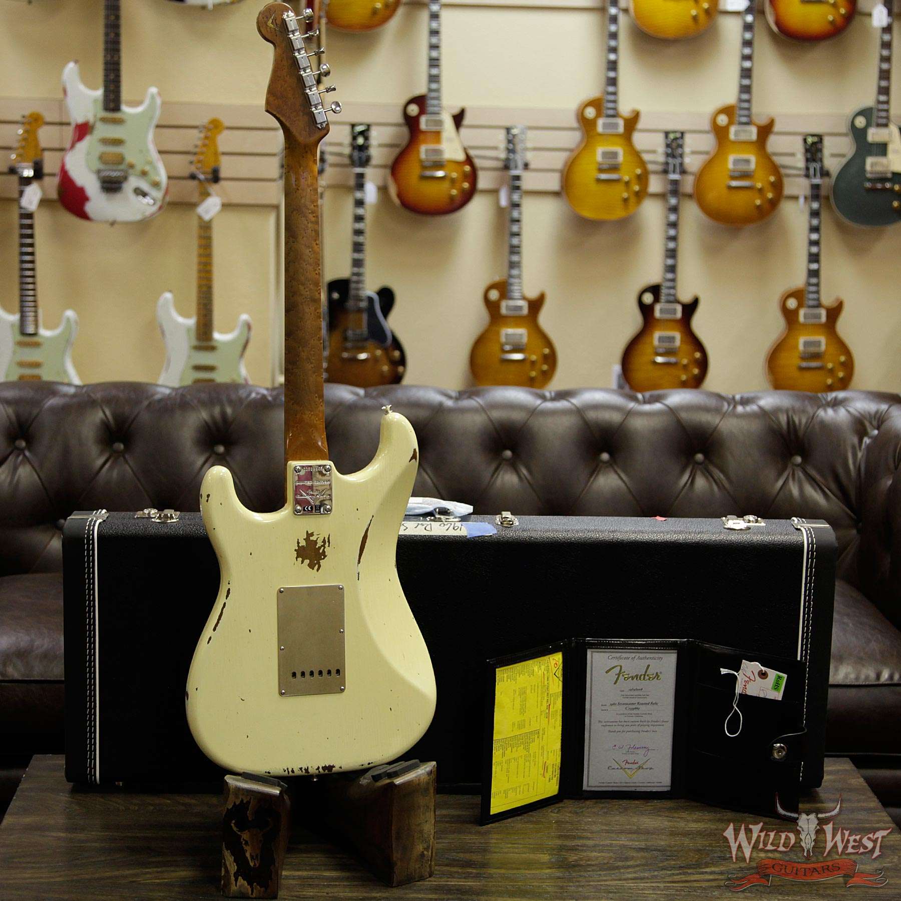 fendercs-1960rststrat-aow-cz539865-d3__wwg.jpg Fender Custom Shop 1960 Roasted Stratocaster Relic AAA Birdseye Maple Neck 3A Rosewood Slab Board Aged Vintage White - Image 14