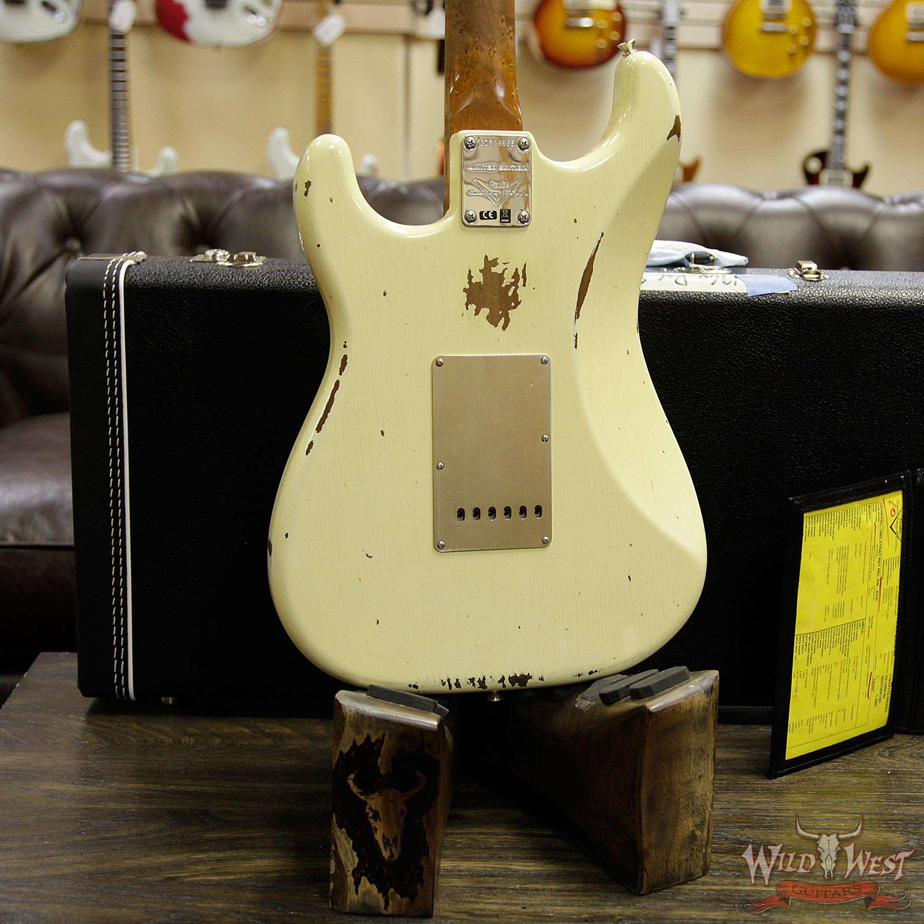 fendercs-1960rststrat-aow-cz539865-d4__wwg.jpg Fender Custom Shop 1960 Roasted Stratocaster Relic AAA Birdseye Maple Neck 3A Rosewood Slab Board Aged Vintage White - Image 15