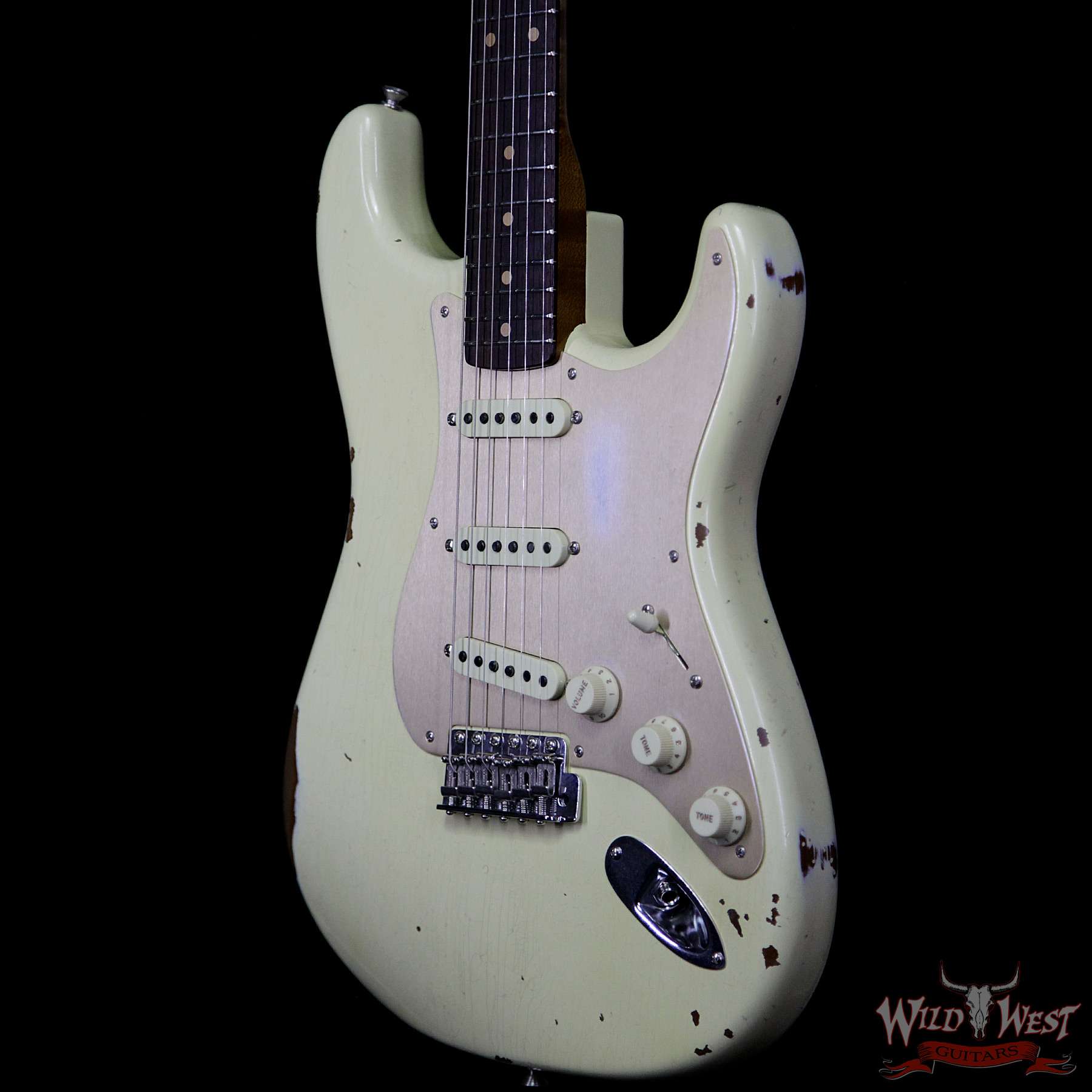 fendercs-1960rststrat-avw-cz539349-br__wwg.jpg Fender Custom Shop Roasted 1960 Stratocaster Relic Birdseye Maple Neck AAA Rosewood Aged Vintage White - Image 2
