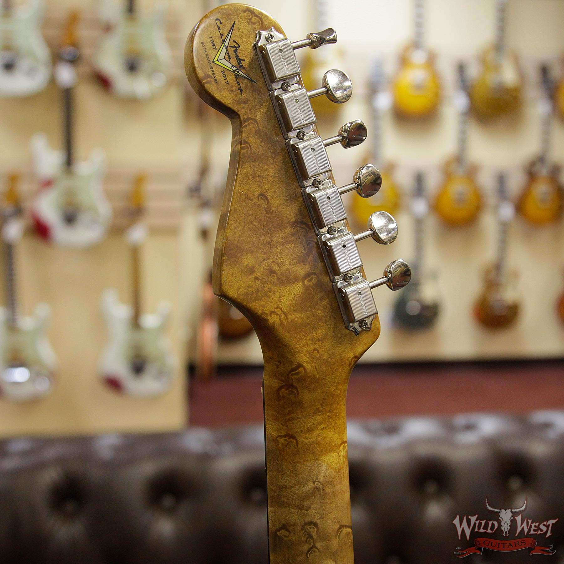 fendercs-1960rststrat-avw-cz539349-hb__wwg.jpg Fender Custom Shop Roasted 1960 Stratocaster Relic Birdseye Maple Neck AAA Rosewood Aged Vintage White - Image 9