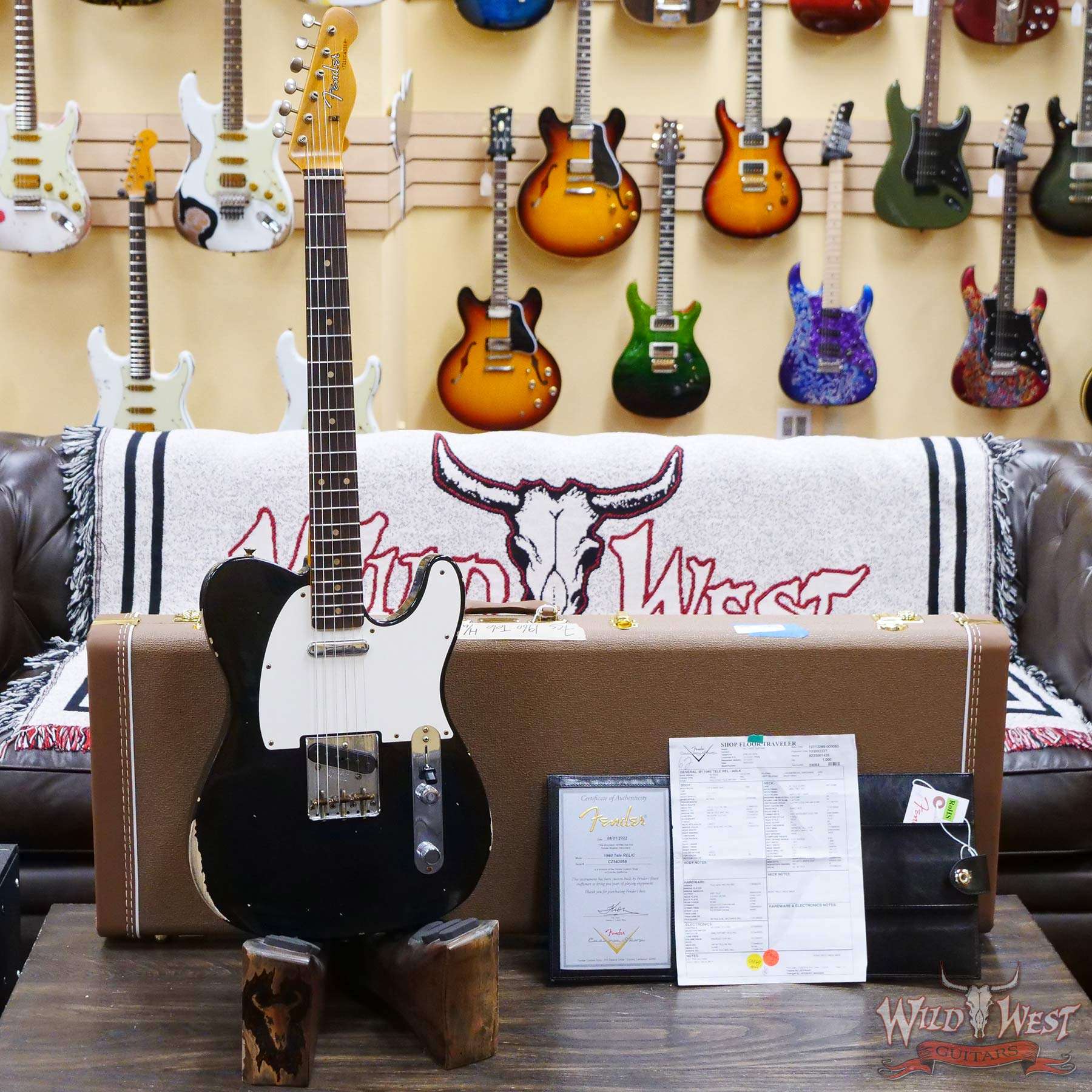 fendercs-1960tele-blk-cz563058-d1__wwg.jpg Fender Custom Shop 1960 Telecaster Hand-Wound Pickups AAA Rosewood Slab Board Relic Aged Black - Image 6