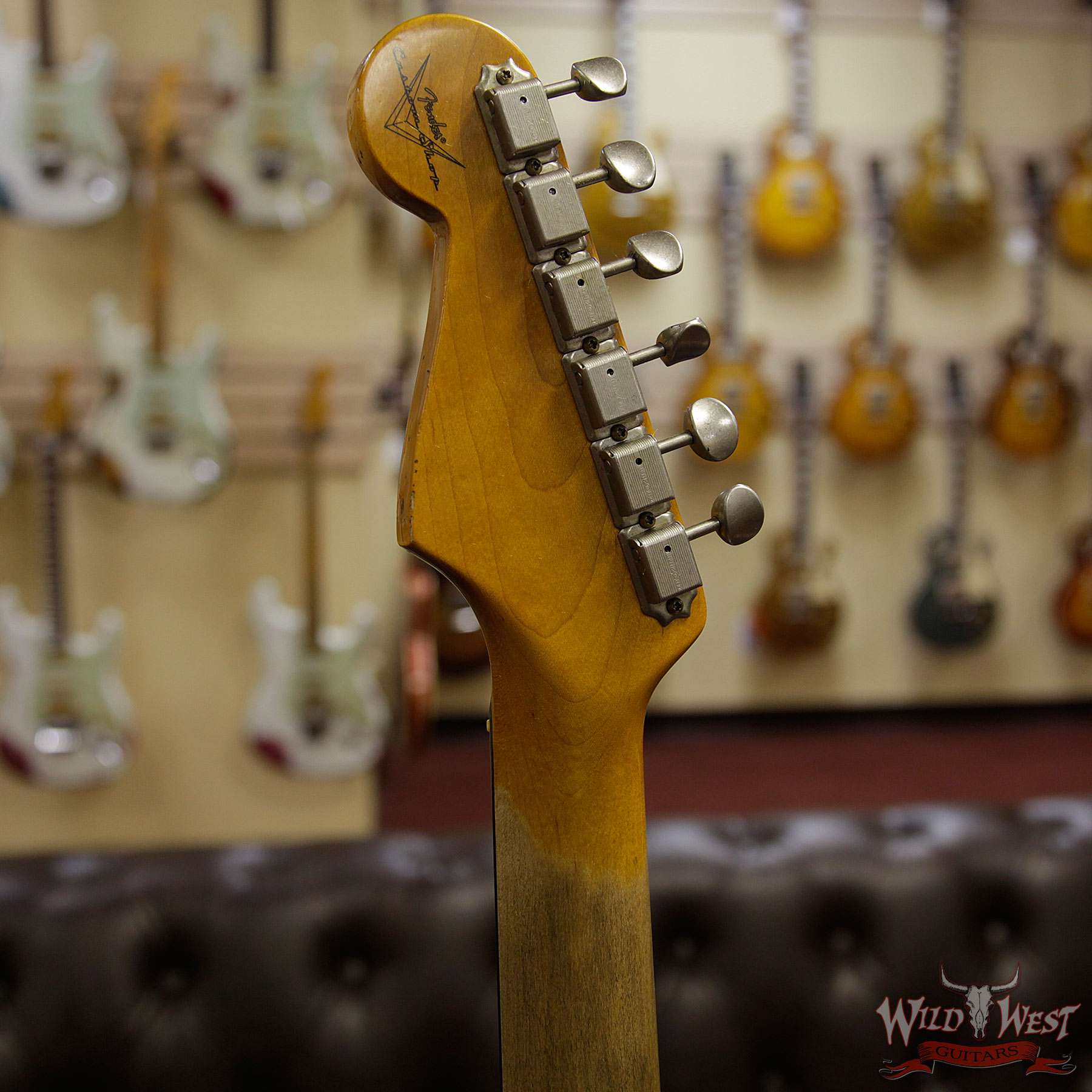 fendercs-1961stratjm-frd-r98350-hb__wwg.jpg Fender Custom Shop 1961 Stratocaster Journeyman Relic with Dirty Neck Fiesta Red - Image 9