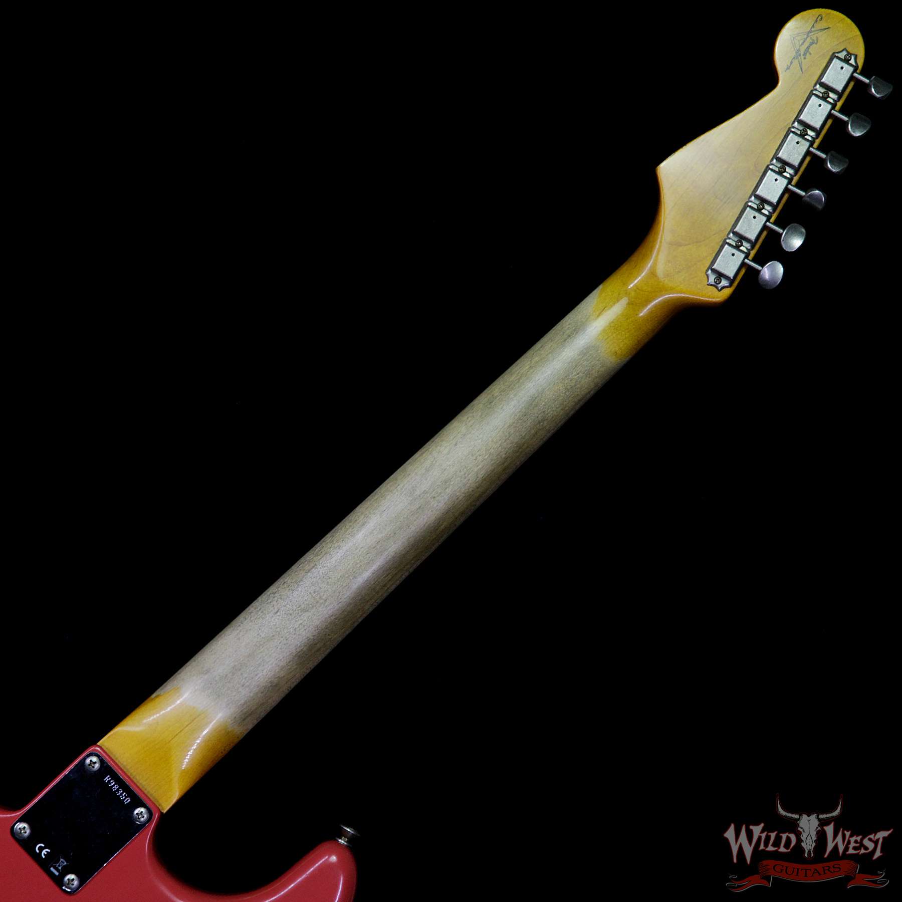 fendercs-1961stratjm-frd-r98350-nb__wwg.jpg Fender Custom Shop 1961 Stratocaster Journeyman Relic with Dirty Neck Fiesta Red - Image 10