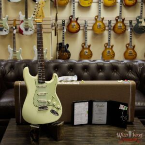 Fender Custom Shop 1961 Stratocaster Journeyman Relic w/ Dirty Neck AAA Rosewood Slab Fingerboard Vintage White - Image 11