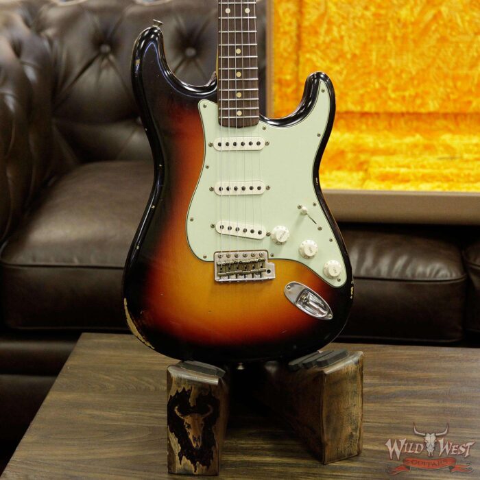Fender Custom Shop 1961 Stratocaster Relic Rosewood Fretboard 3 Tone Sunburst - Image 13