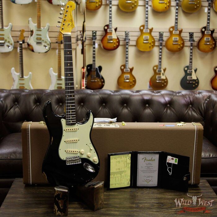 Fender Custom Shop 1961 Stratocaster Relic AAA Rosewood Fingerboard Black - Image 11