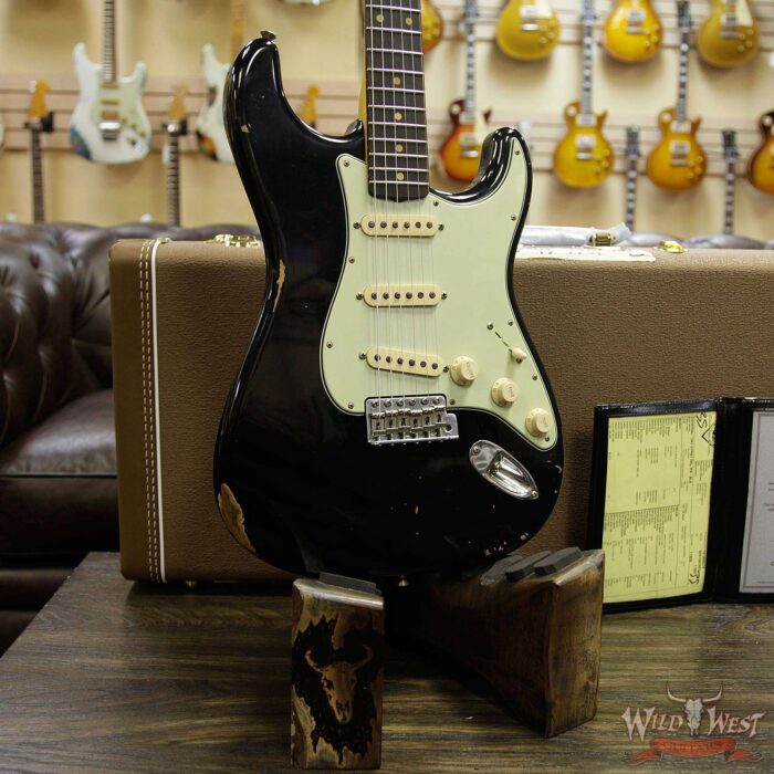 Fender Custom Shop 1961 Stratocaster Relic AAA Rosewood Fingerboard Black - Image 12