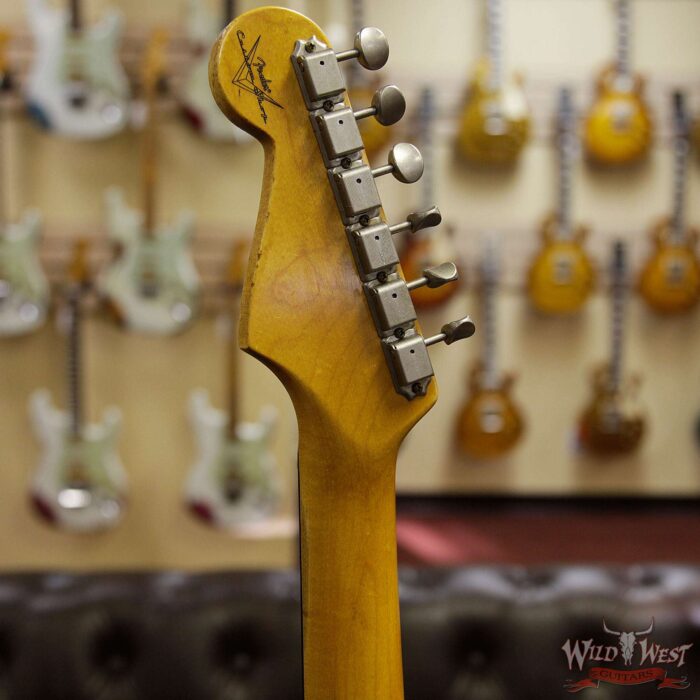 Fender Custom Shop 1961 Stratocaster Relic AAA Rosewood Fingerboard Black - Image 9