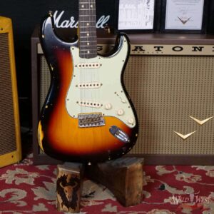 Fender Custom Shop 1961 Stratocaster Relic AAA Rosewood Slab Board Maple Neck 3 Tone Sunburst - Image 8