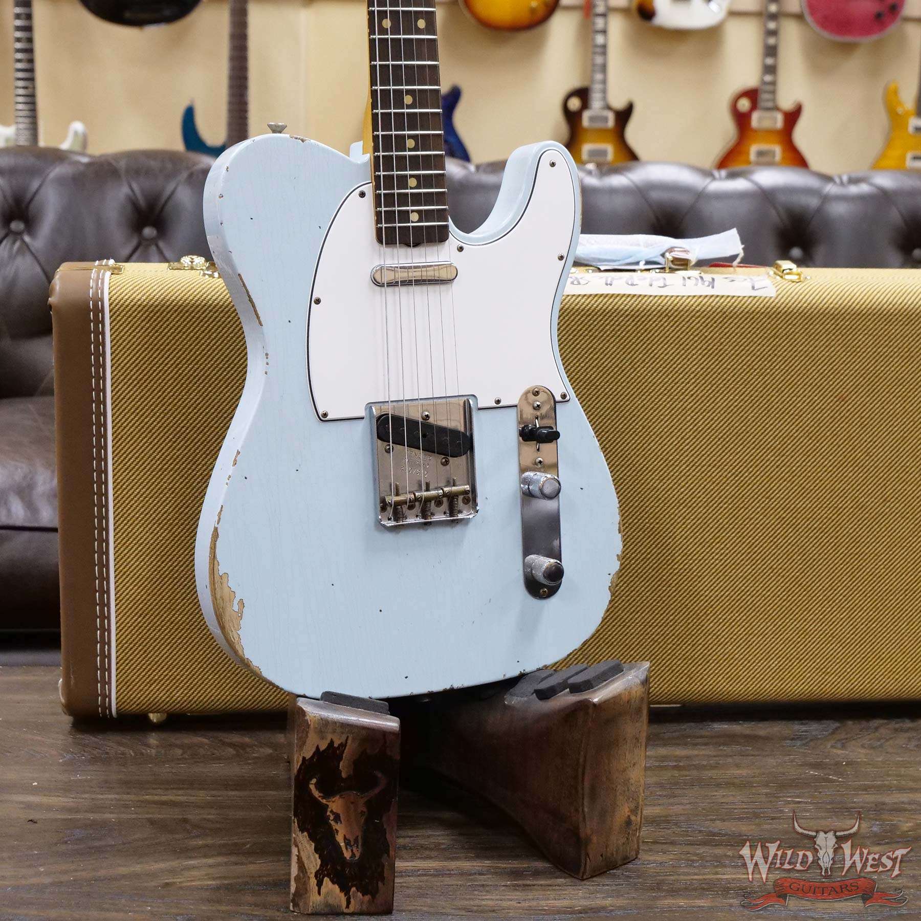 fendercs-1961telerelic-sbl-r107310-dd2__wwg.jpg Fender Custom Shop 1961 Telecaster Relic Quater-Sawn Maple AAA Rosewood Fingerboard Sonic Blue - Image 8
