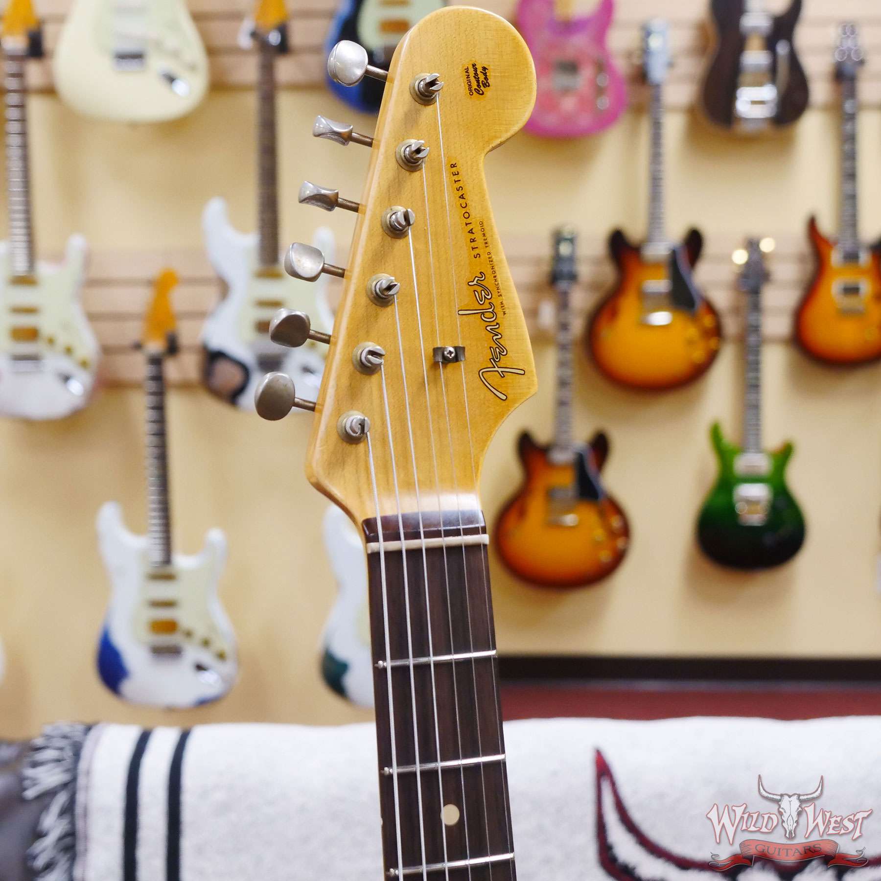 fendercs-1962strat-r-car-r118662-d2__wwg.jpg Fender Custom Shop 1962 Stratocaster Hand-Wound Pickups AAA Dark Rosewood Slab Board Relic Candy Apple Red - Image 7