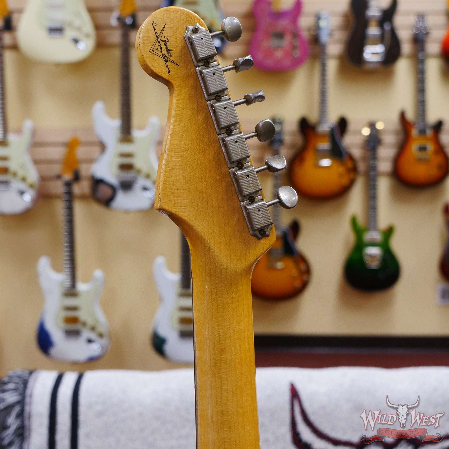 fendercs-1962strat-r-car-r118662-d5__wwg.jpg Fender Custom Shop 1962 Stratocaster Hand-Wound Pickups AAA Dark Rosewood Slab Board Relic Candy Apple Red - Image 10
