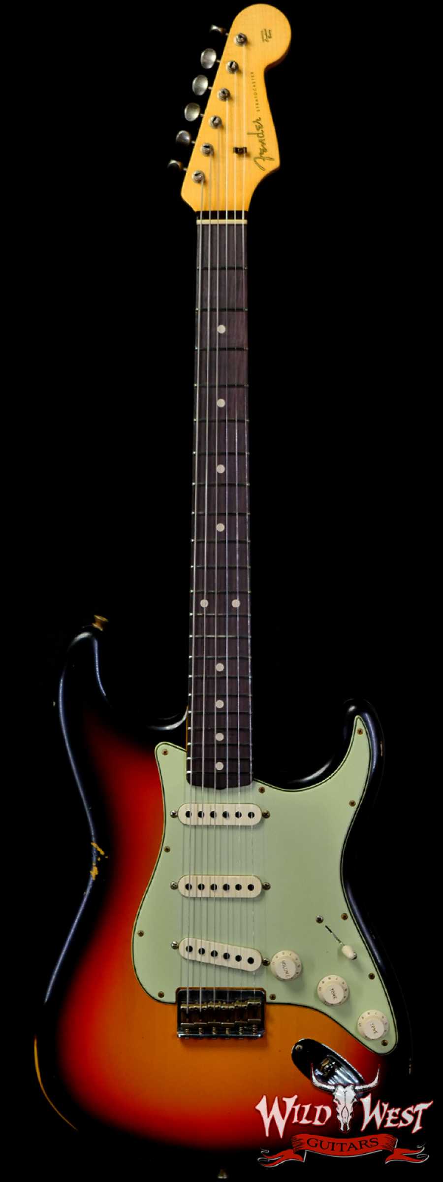 fendercs-1962stratht-3ts-r121580-main__wwg_large.jpg Fender Custom Shop 1962 Stratocaster Hardtail Hand-Wound Pickups AAA Dark Rosewood Slab Board Relic 3 Tone Sunburst 6.95 LBS - Image 1
