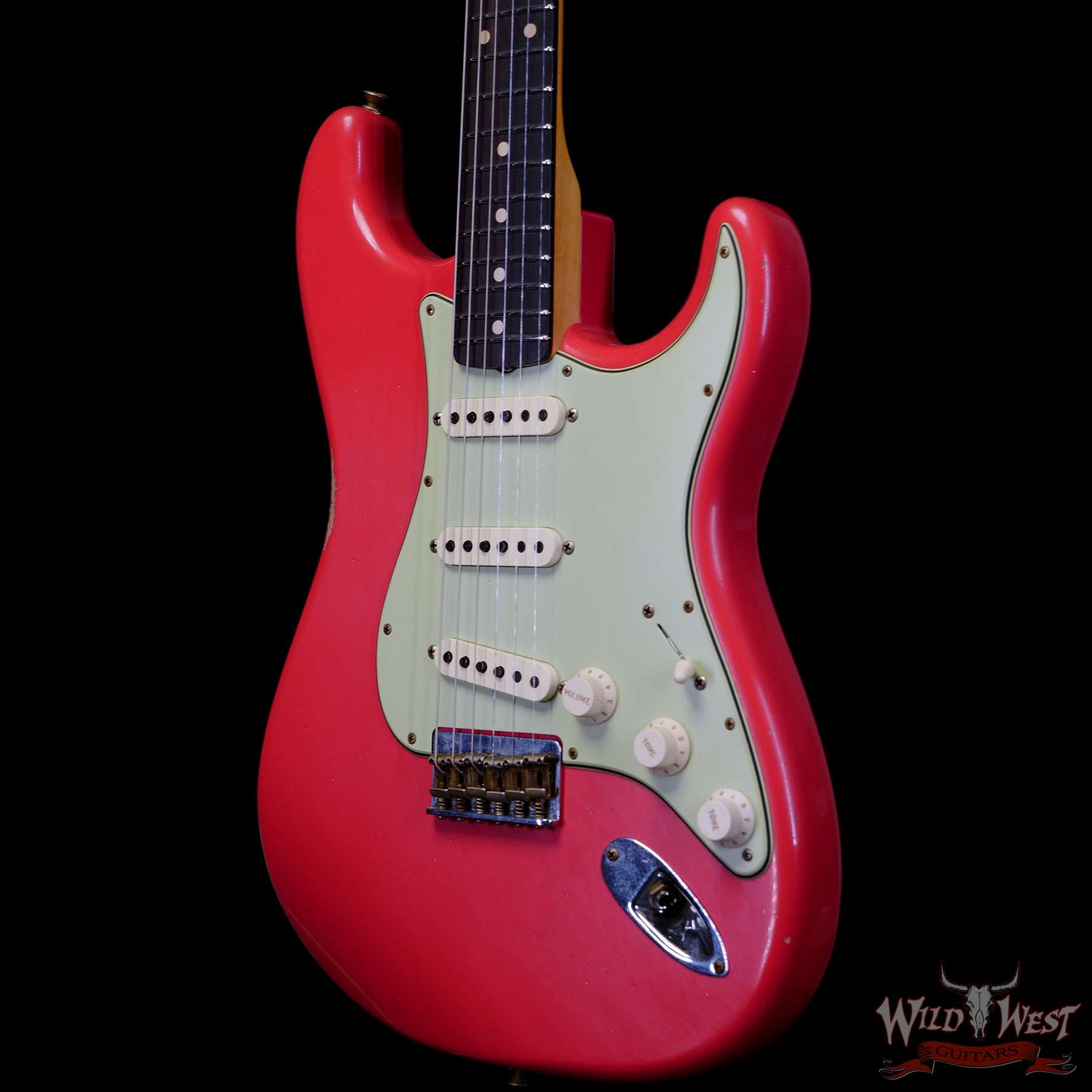 fendercs-1962stratht-frd-r120136-br__wwg.jpg Fender Custom Shop 1962 Stratocaster Hardtail Hand-Wound Pickups AAA Dark Rosewood Slab Board Relic Fiesta Red - Image 2