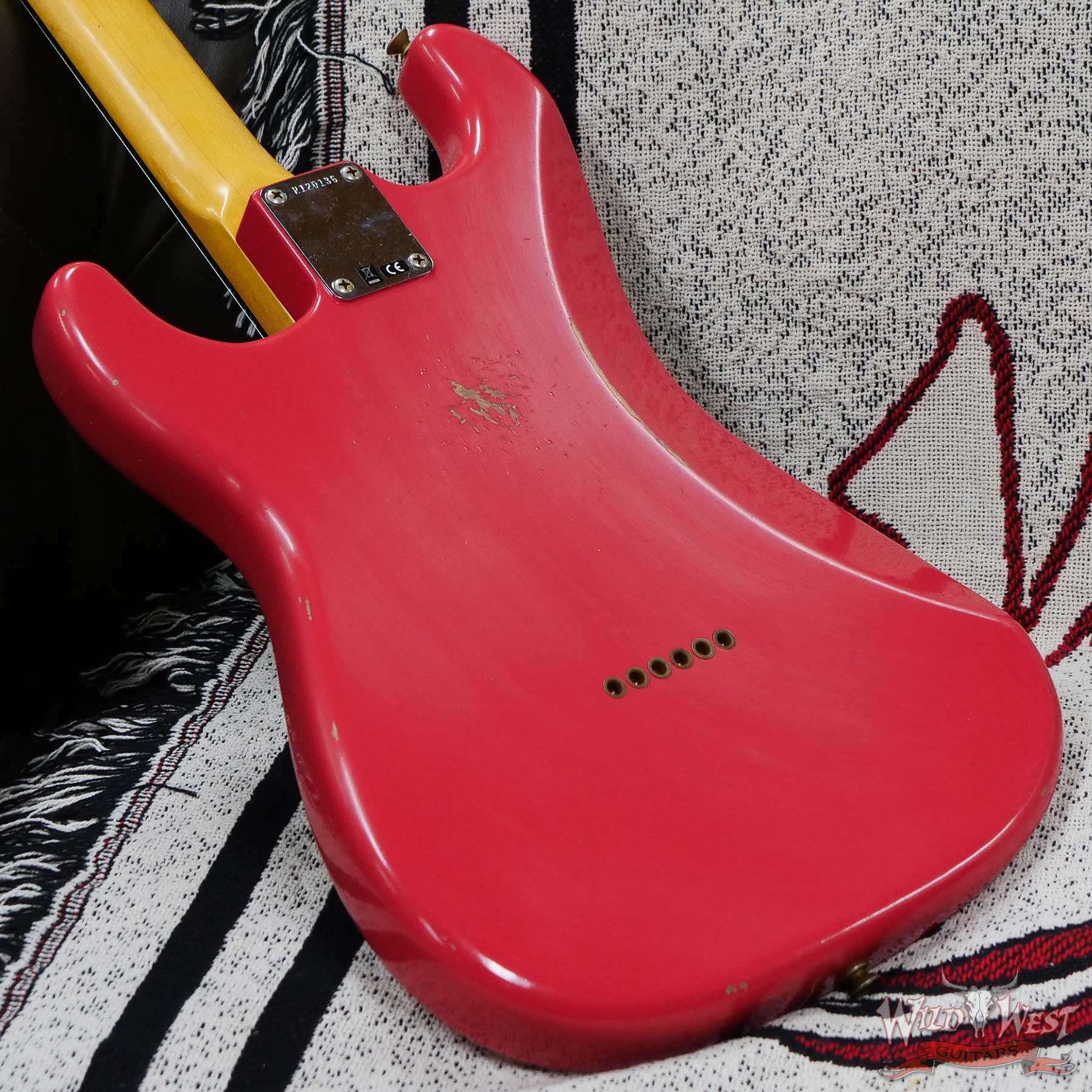 fendercs-1962stratht-frd-r120136-d6__wwg.jpg Fender Custom Shop 1962 Stratocaster Hardtail Hand-Wound Pickups AAA Dark Rosewood Slab Board Relic Fiesta Red - Image 11