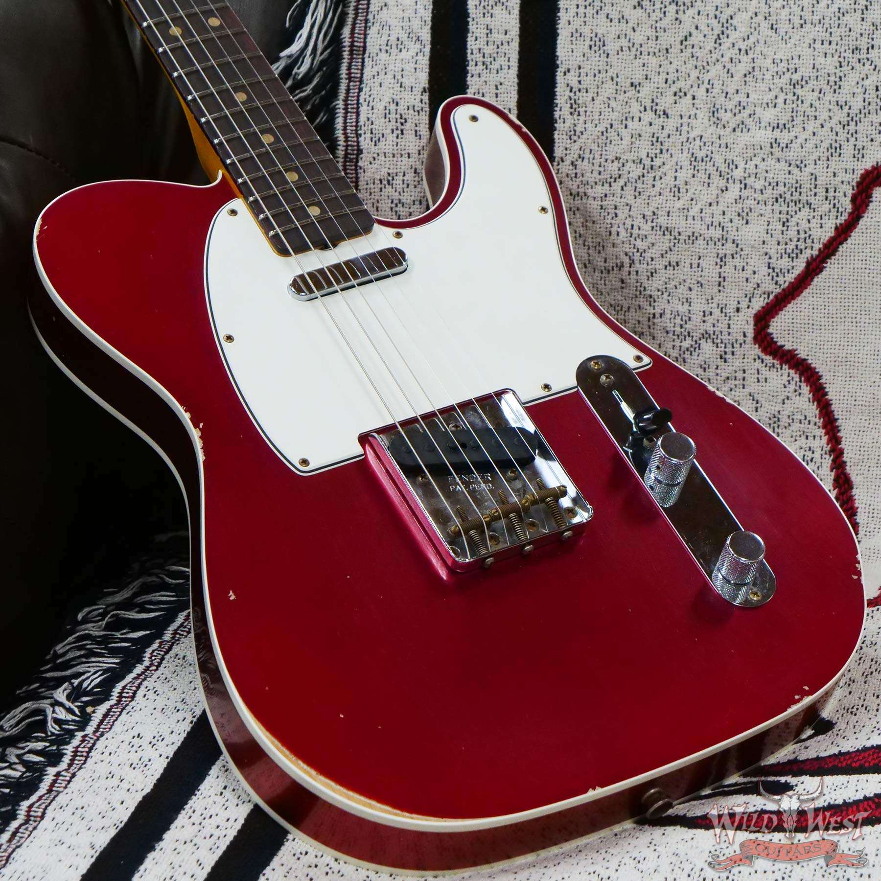 fendercs-1962telecst-r121673-d3__wwg.jpg Fender Custom Shop 1962 Telecaster Custom Rosewood Slab Board Hand-Wound Pickups Relic Candy Apple Red 7.20 lbs - Image 8