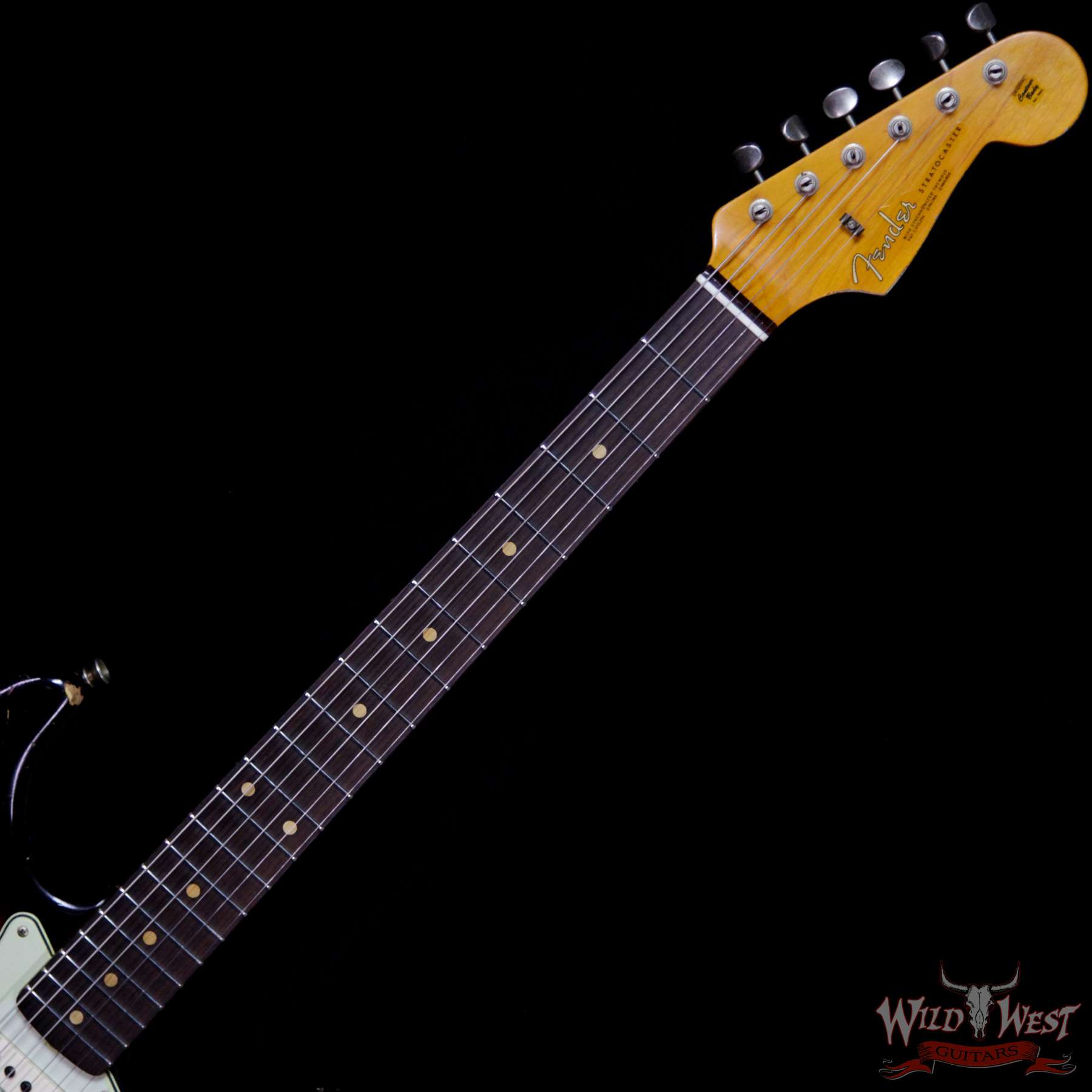 fendercs-1963-strathr-3ts-r98171-nf__wwg.jpg Fender Custom Shop 1963 Stratocaster Heavy Relic AAA Rosewood Fingerboard 3 Tone Sunburst - Image 8