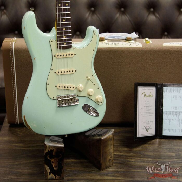 Fender Custom Shop 1963 Stratocaster Relic Rosewood Fretboard Surf Green - Image 14