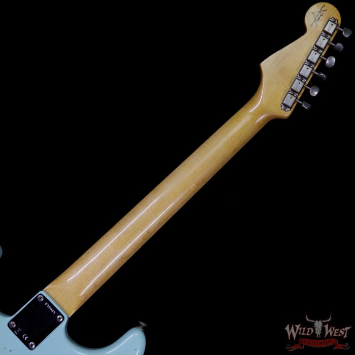 Fender Custom Shop 1963 Stratocaster Relic Rosewood Fretboard Surf Green - Image 11