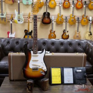 Fender Custom Shop 1963 Stratocaster Relic AAA Rosewood Board with Quartersawn Maple Neck 3 Tone Sunburst - Image 6