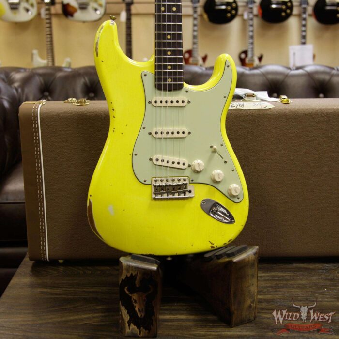 Fender Custom Shop Collection 1963 Stratocaster Relic Dark AAA Rosewood Fretboard Graffiti Yellow - Image 13