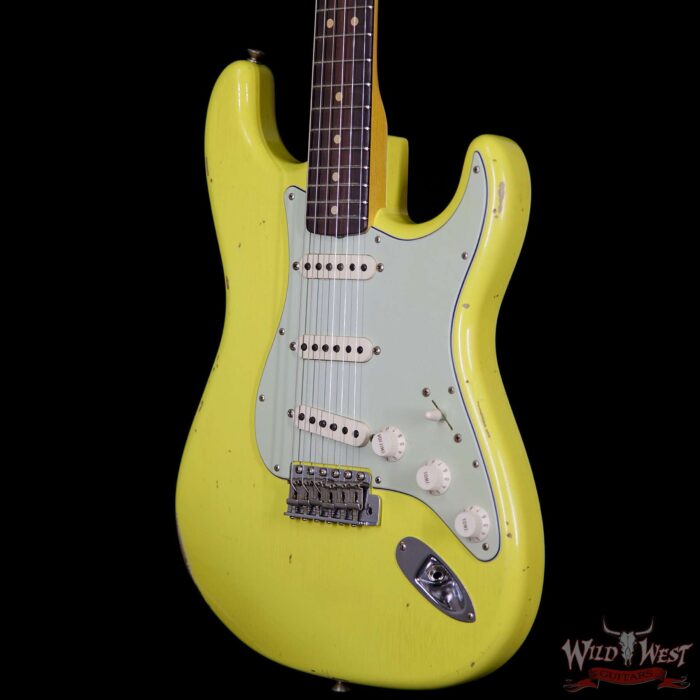 Fender Custom Shop 1963 Stratocaster Relic Rosewood Fretboard Graffiti Yellow - Image 2