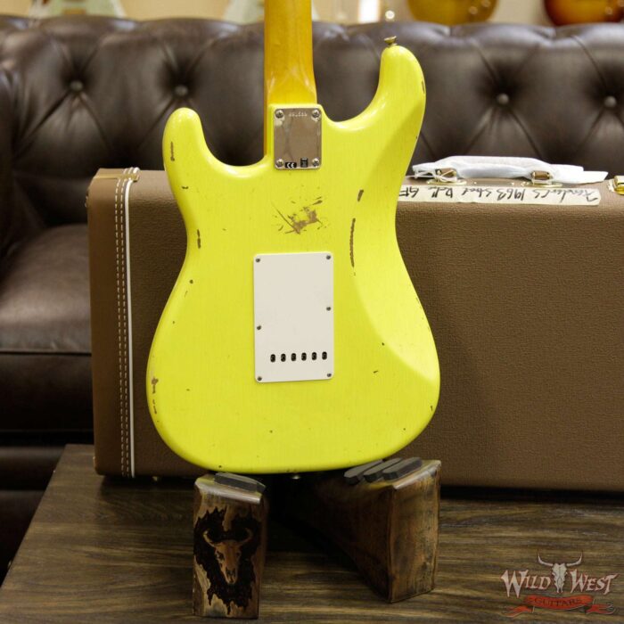 Fender Custom Shop 1963 Stratocaster Relic Rosewood Fretboard Graffiti Yellow - Image 15