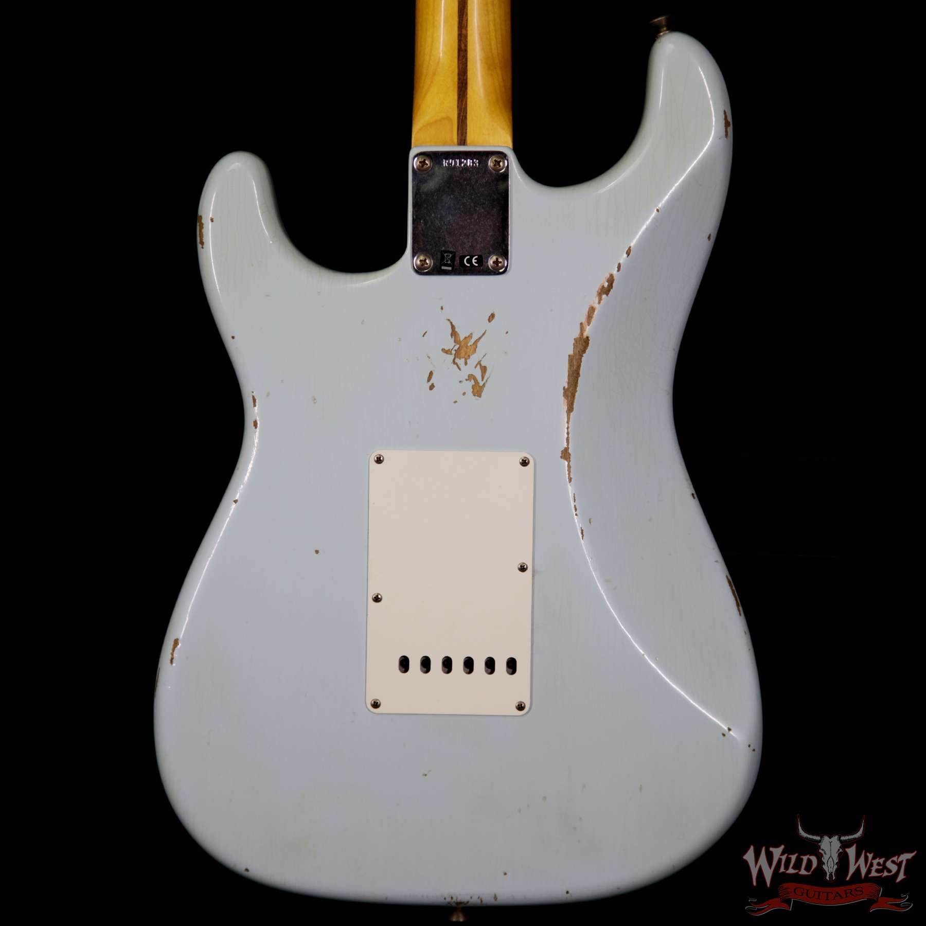 fendercs-1963stratrelic-sbl-r91283-bb__wwg.jpg Fender Custom Shop 1957 Stratocaster Relic Maple Fretboard Sonic Blue - Image 7